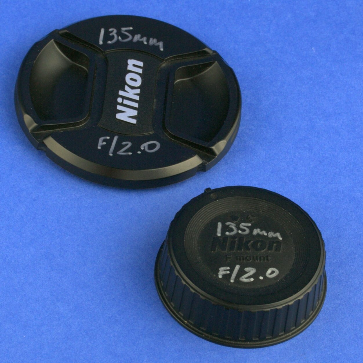 Nikon AF DC-Nikkor 135mm F2 D Lens US Model