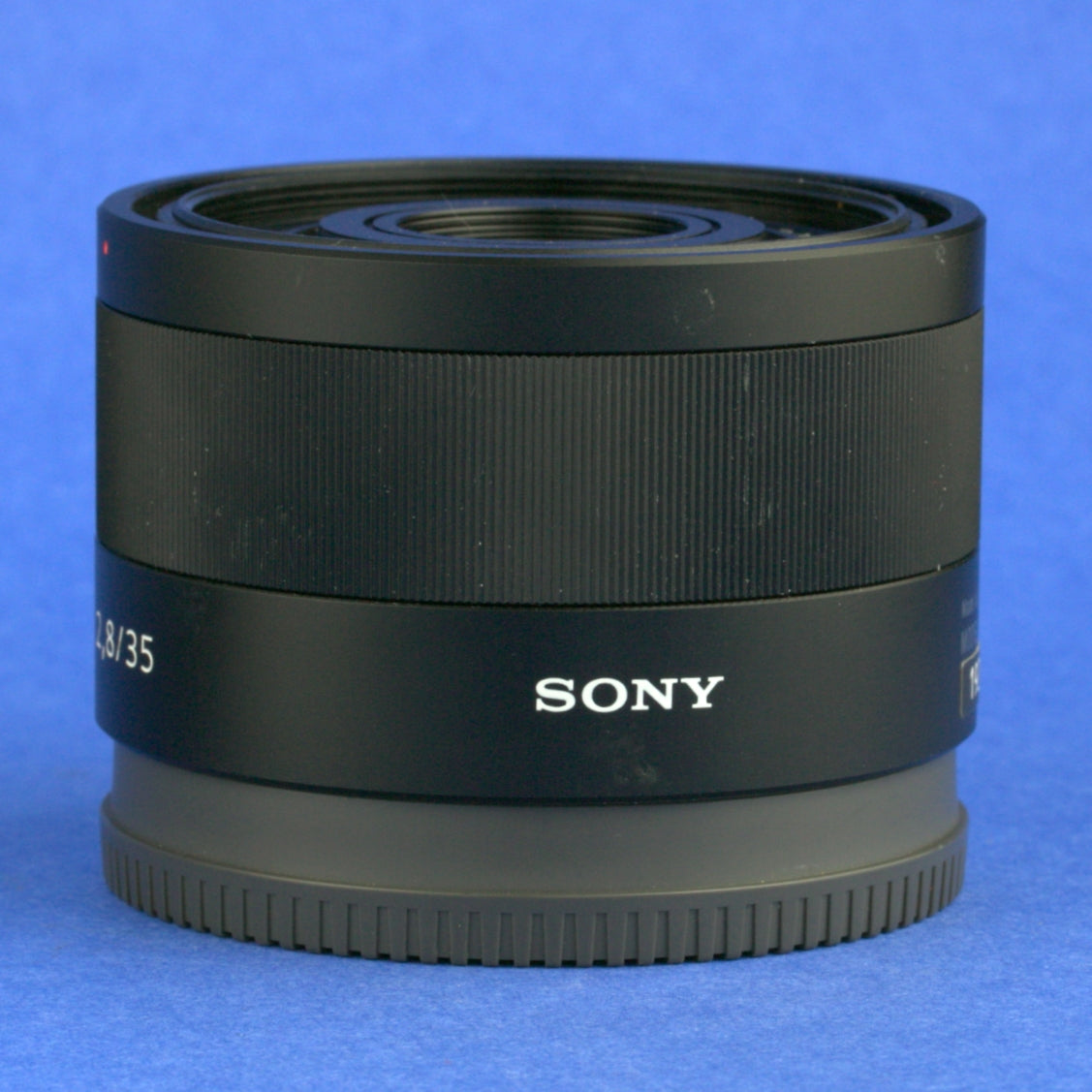 Sony FE 35mm 2.8 Zeiss Sonnar ZA Lens E Mount SEL35F28Z
