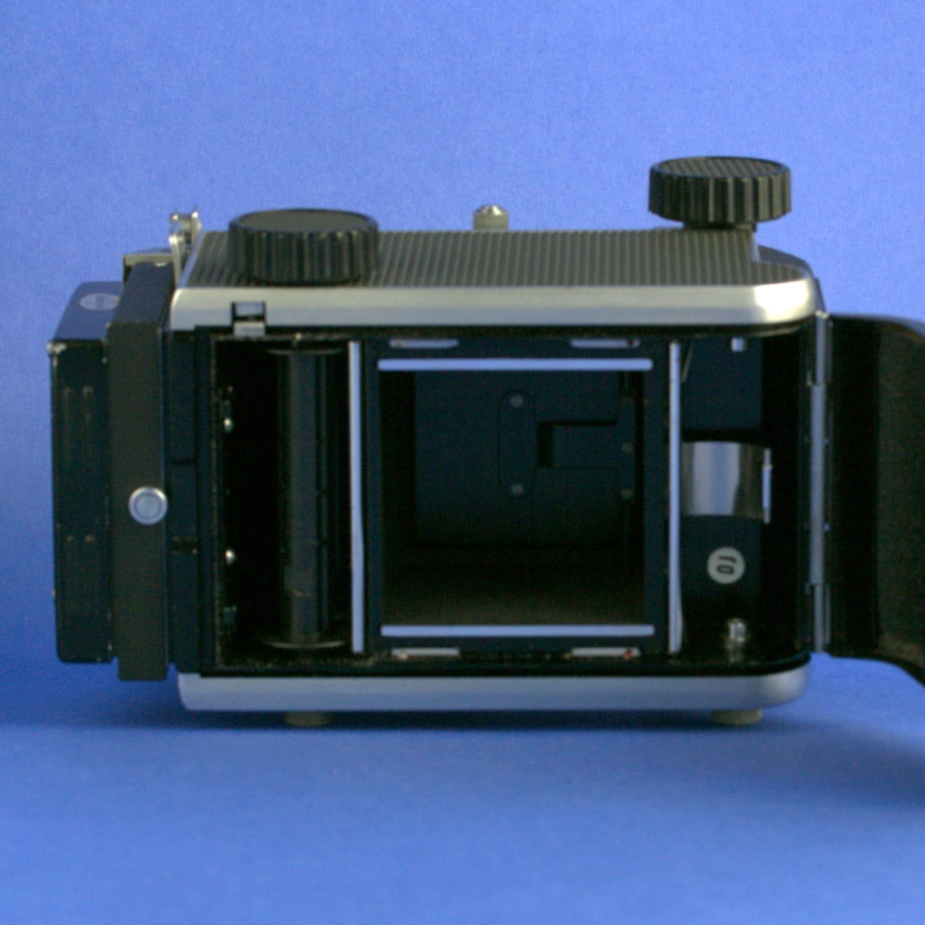 Mamiya C22 Medium Format Camera Body With Waist Level Finder *** READ ***