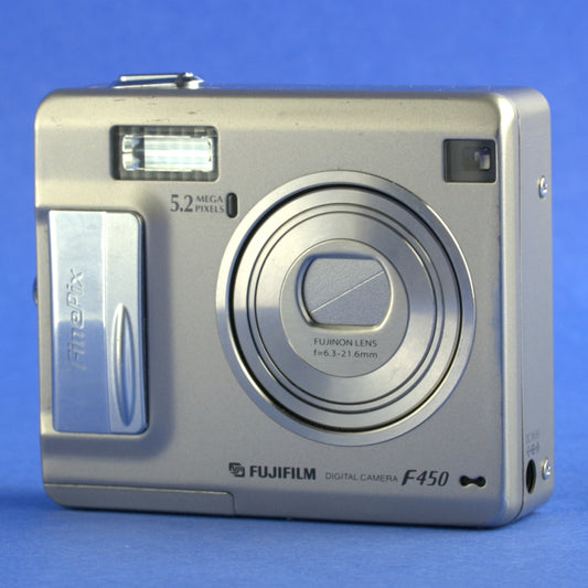 Fujifilm F450 Digital Camera Untested