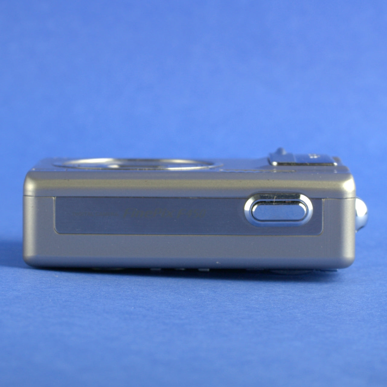 Fujifilm F450 Digital Camera Untested