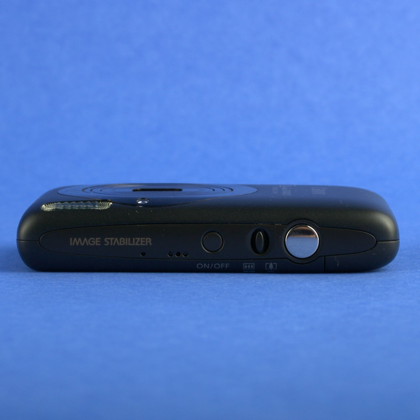 Canon SD1400 IS Digital Camera Near Mint Condition