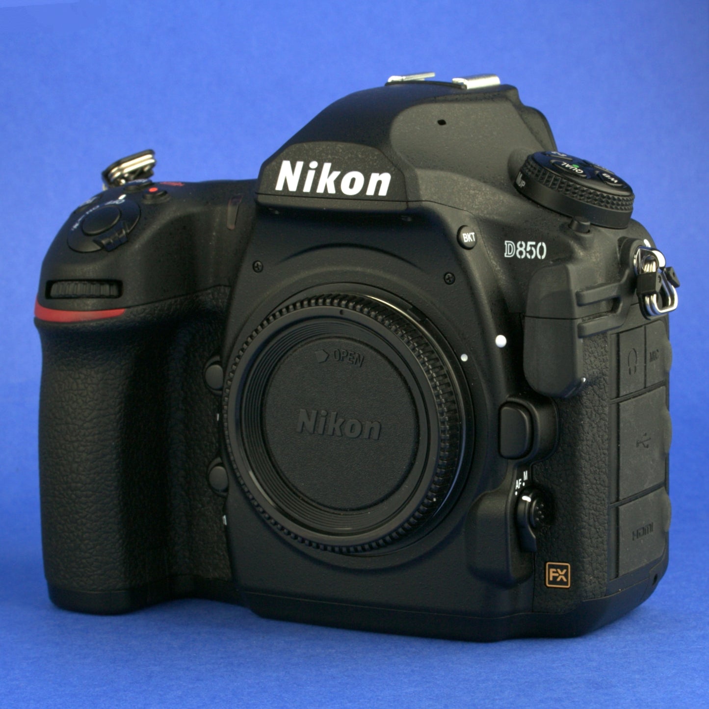 Nikon D850 Digital Camera Body Only 4200 Actuations US Model Near Mint