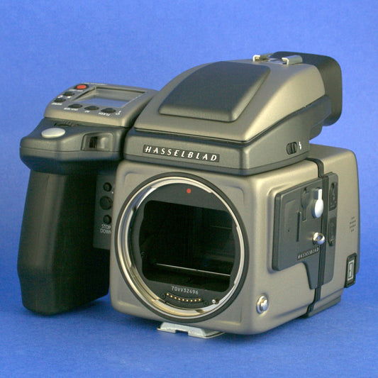Hasselblad H4D-31 Digital Camera 1800 Actuations Beautiful Condition