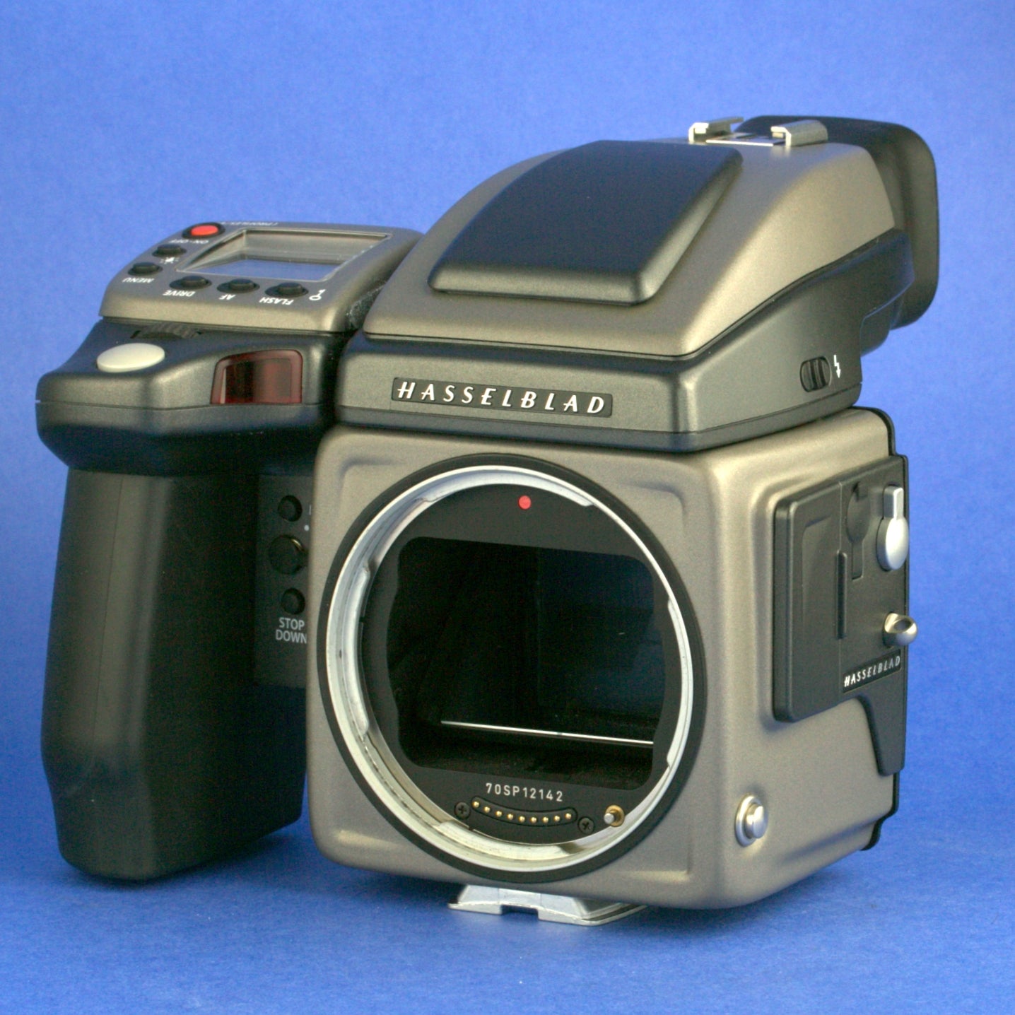 Hasselblad H1 Film Camera 700 Actuations Beautiful Condition