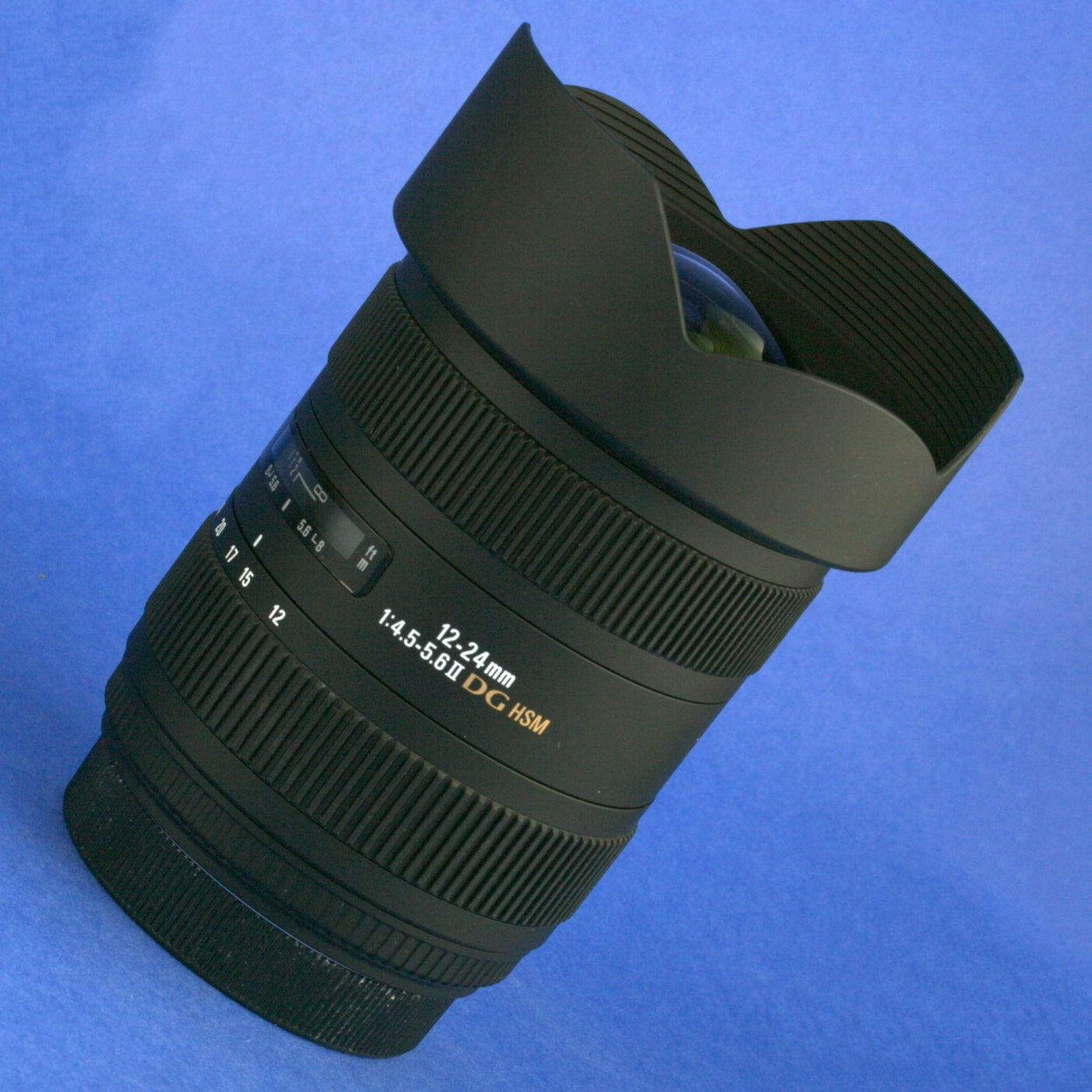 Sigma 12-24mm 4.5-5.6 II Lens Canon EOS Mount Near Mint Condition