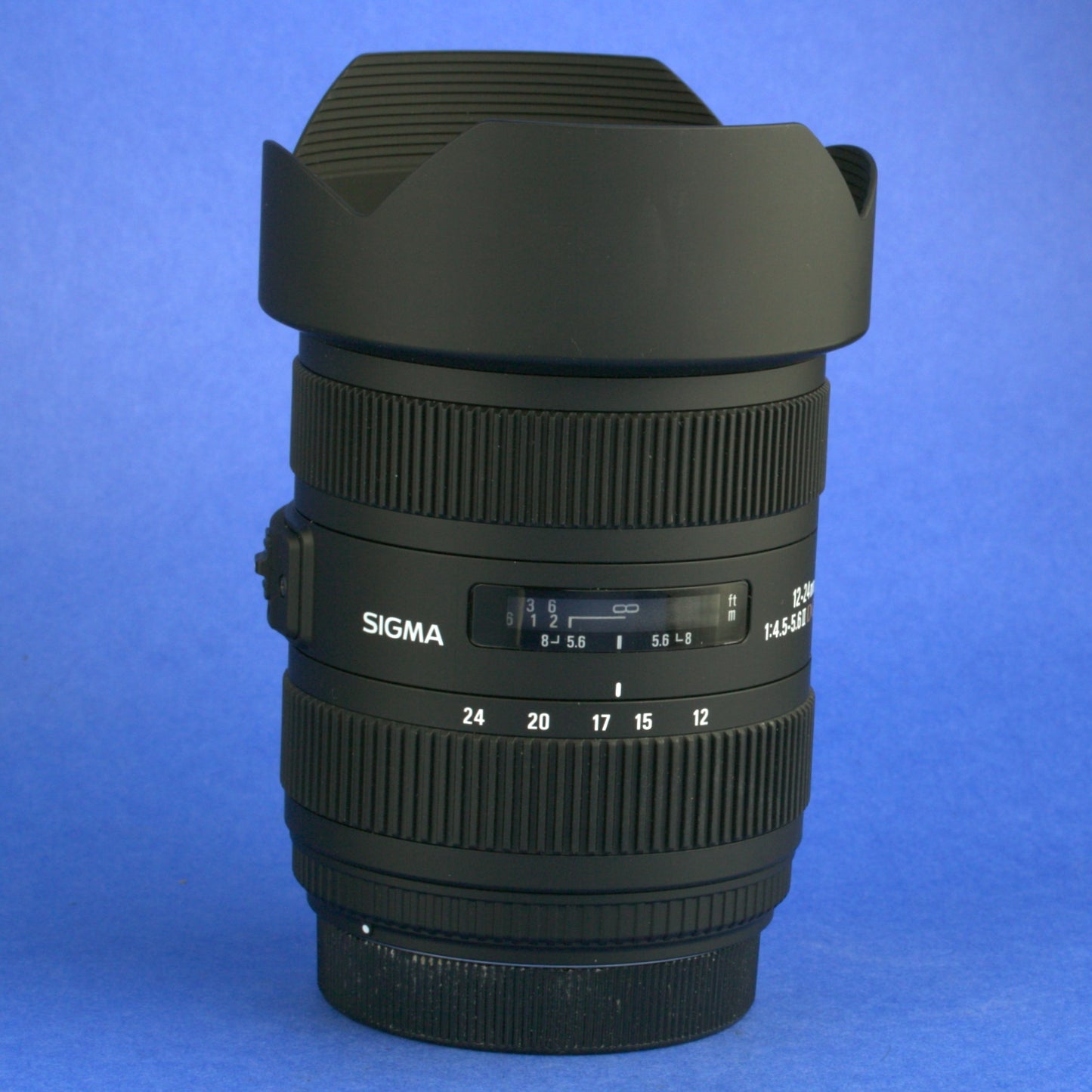 Sigma 12-24mm 4.5-5.6 II Lens Canon EOS Mount Near Mint Condition