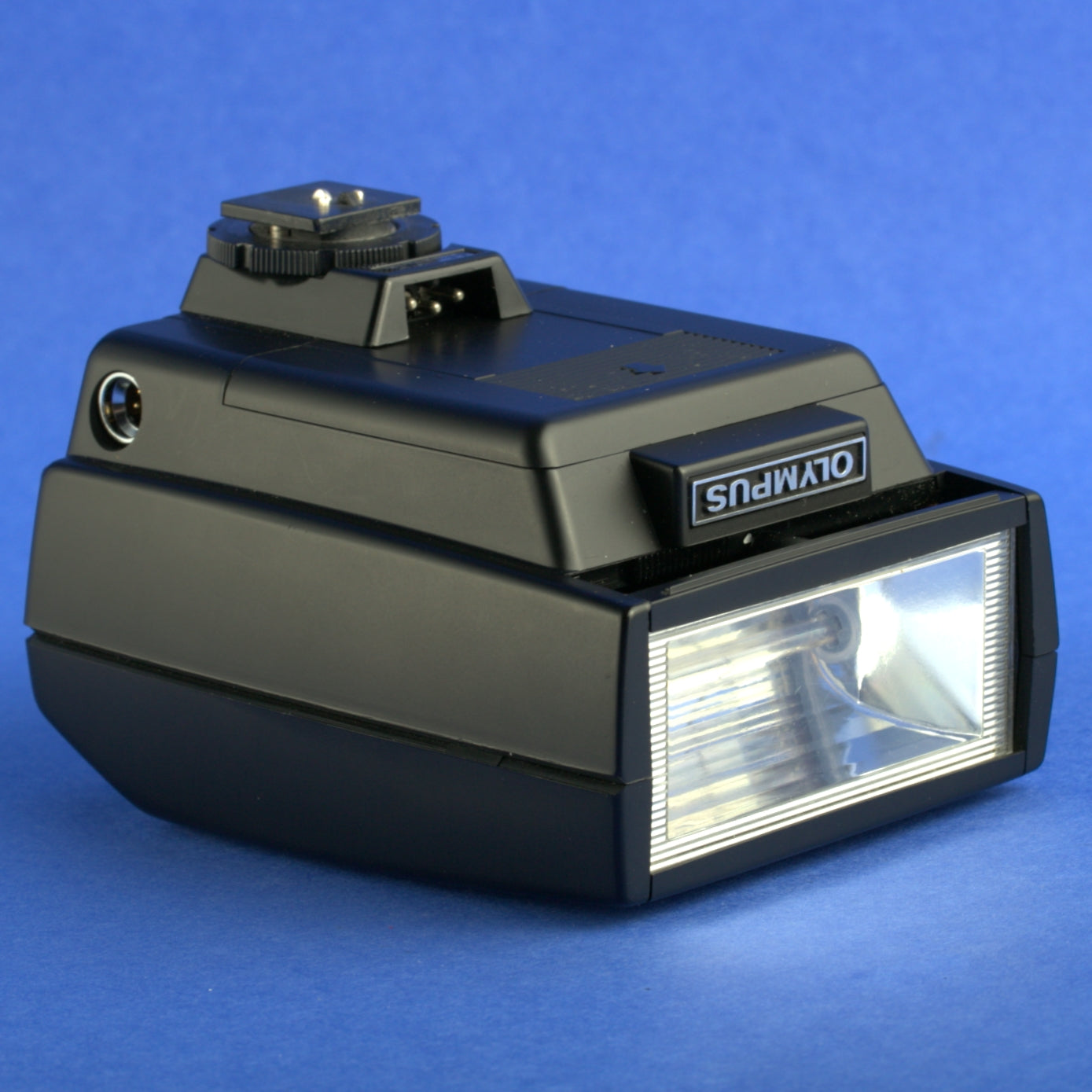 Olympus OM-2 Shoe Mount Flash Beautiful Condition