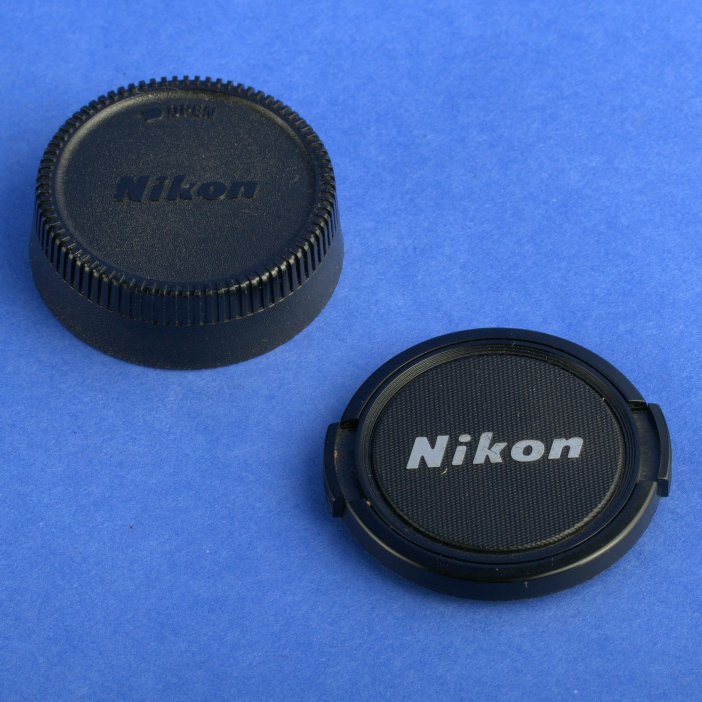 Nikon Nikkor 105mm 2.5 Ai-S Lens