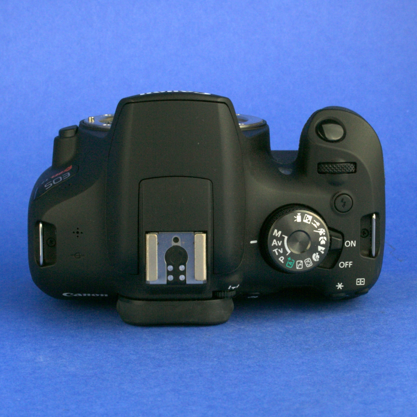 Canon EOS Rebel T7 Digital Camera with 18-55mm Lens Beautiful Condition