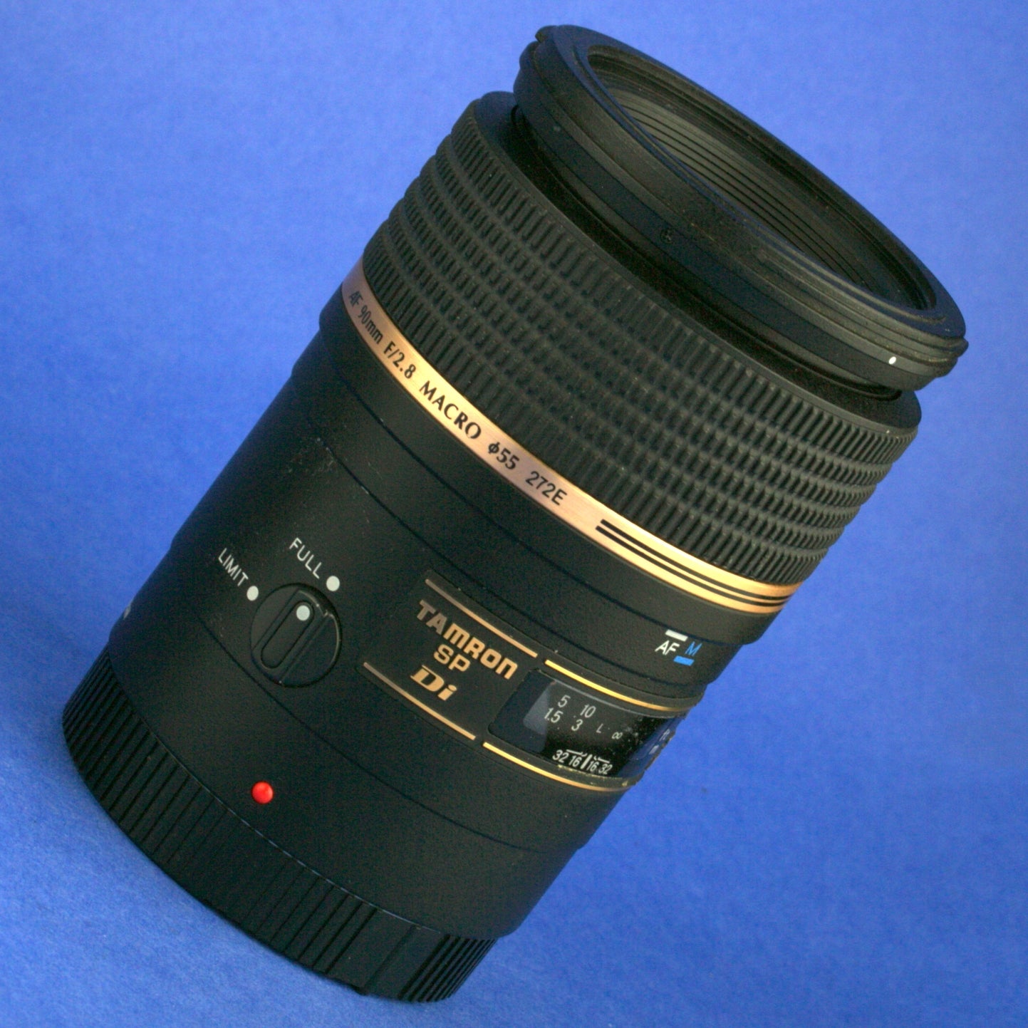 Tamron SP 90mm 2.8 AF Di Lens Canon EOS Mount 272E Beautiful Condition