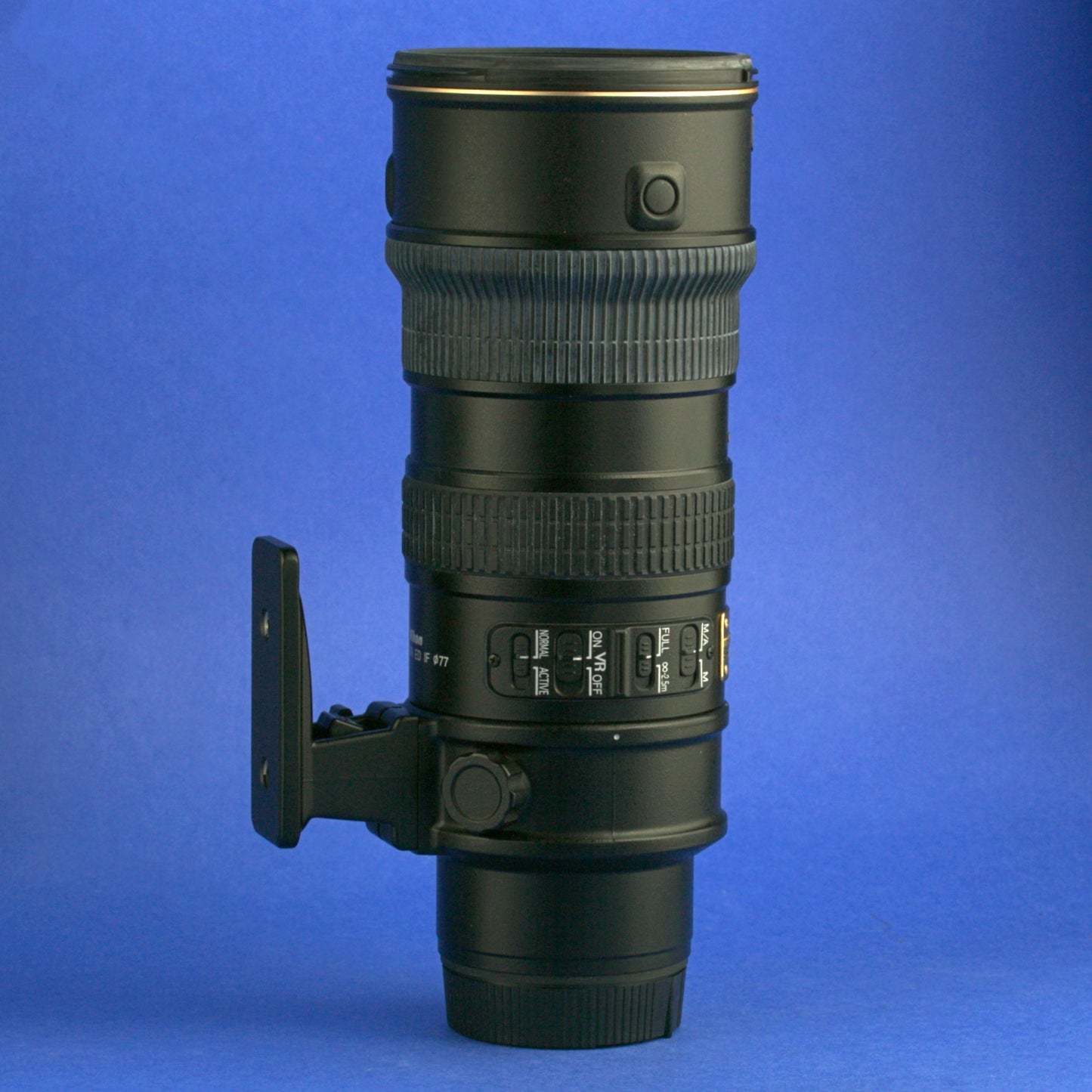 Nikon AF-S Nikkor 70-200mm 2.8 G VR Lens Beautiful Condition