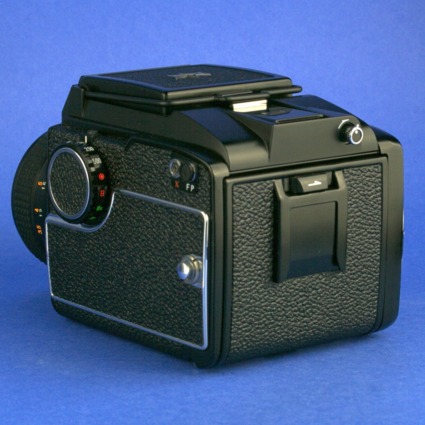 Mamiya M645 Medium Format Camera Kit Near Mint Condition