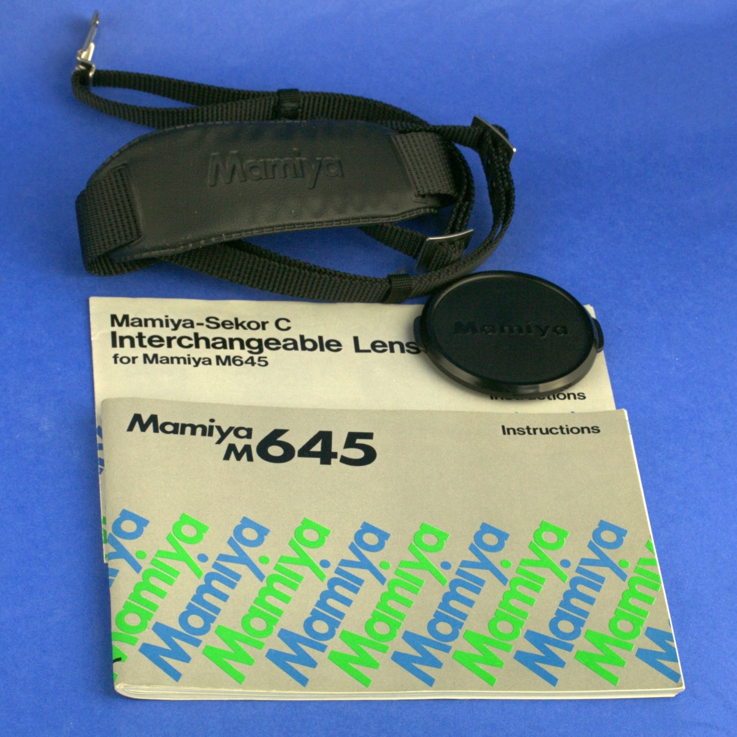 Mamiya M645 Medium Format Camera Kit Near Mint Condition