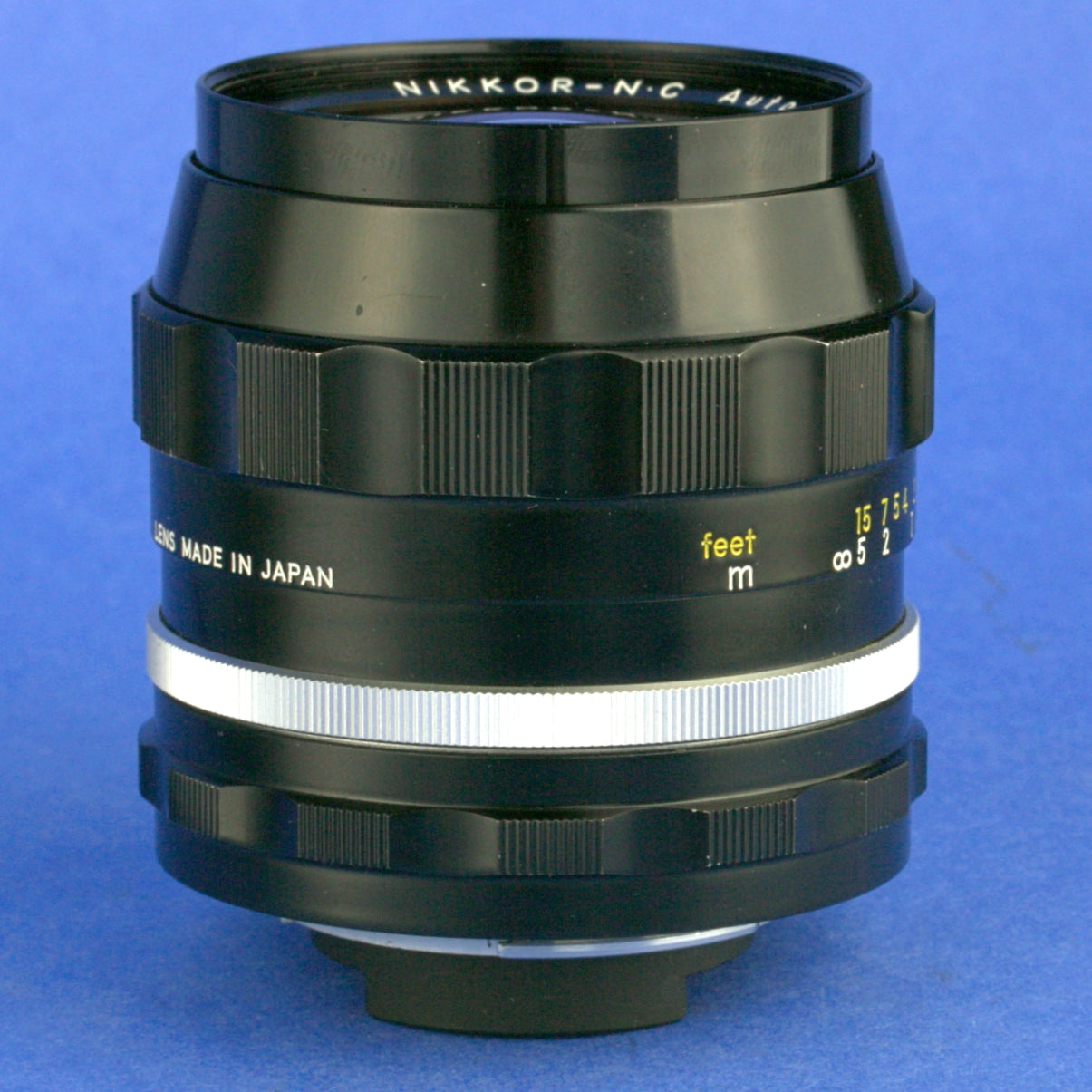 Nikon Nikkor-N.C Auto 28mm F2 Non-AI Lens Beautiful Condition