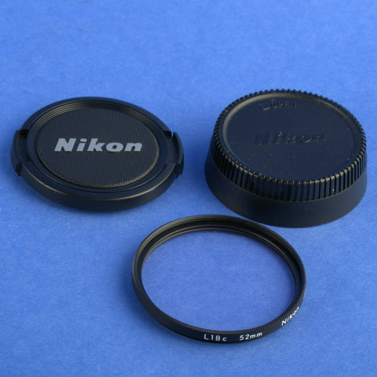 Nikon Nikkor 85mm F2 Ai-S Lens Mint Condition