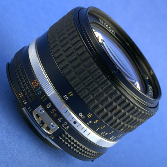 Nikon Nikkor 28mm 2.8 Ai-S Lens Only Works Wide Open