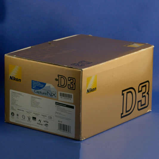 Nikon D3 Digital Camera Body US Model 11000 Actuations