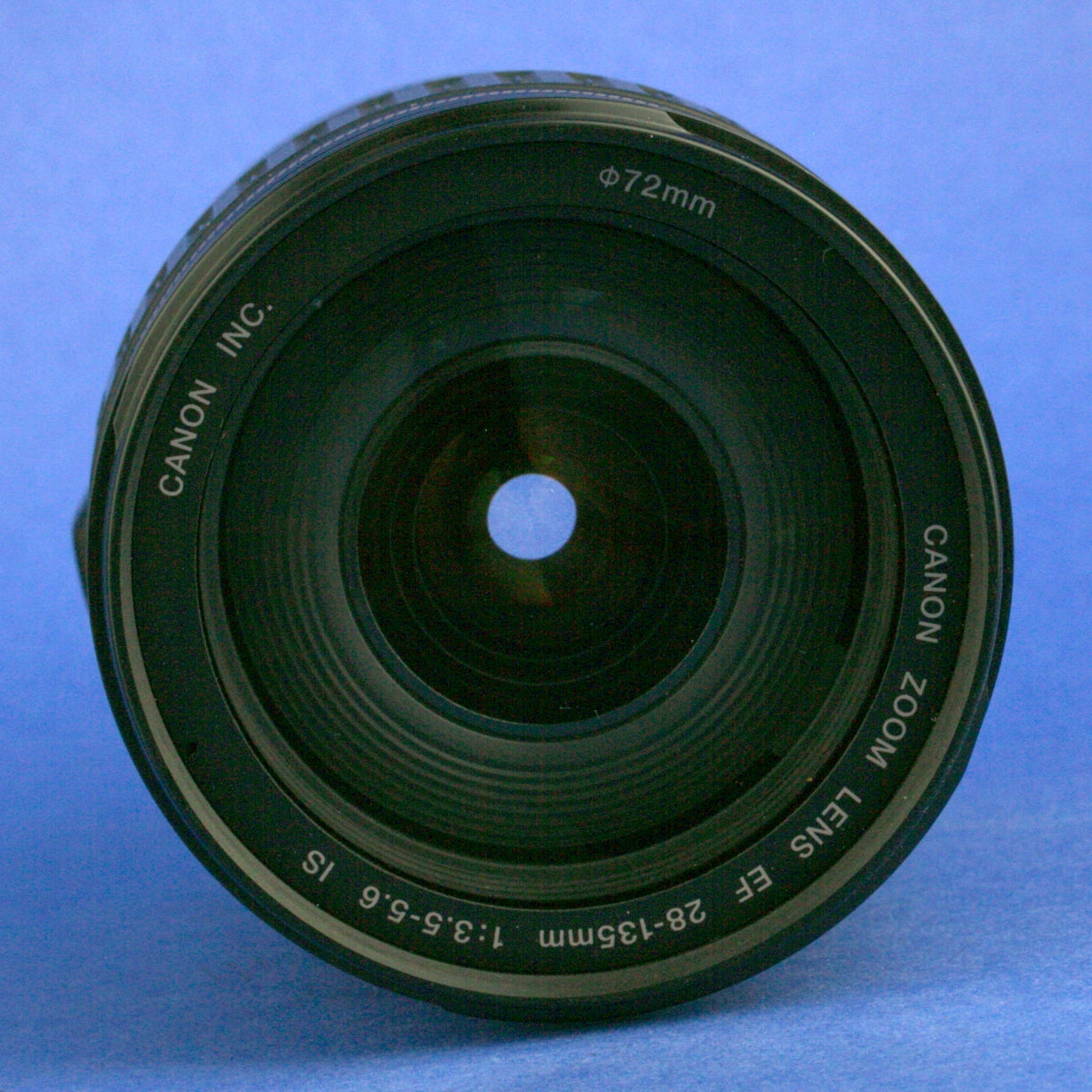 Canon EF 28-135mm 3.5-5.6 IS Lens Near Mint Condition