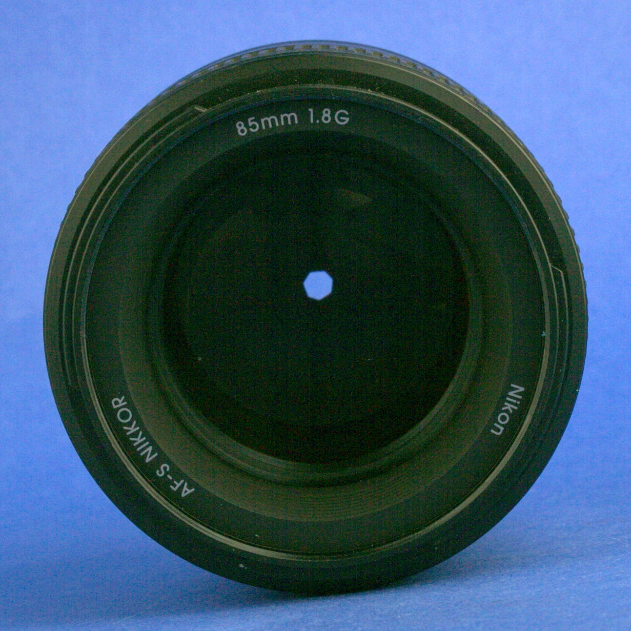 Nikon AF-S Nikkor 85mm 1.8 Lens Beautiful Condition