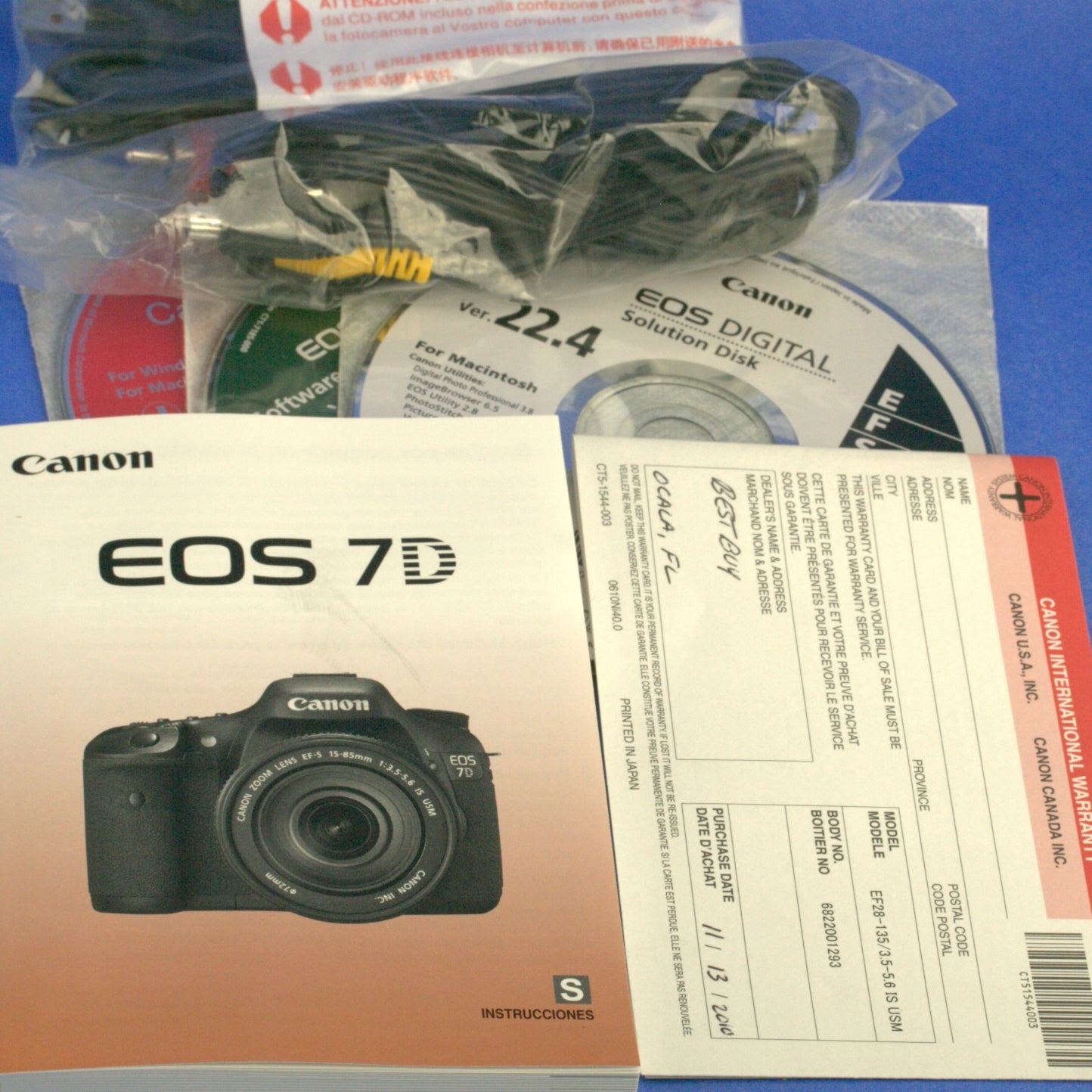 Canon 7D Digital Camera Body Only US Model Mint Condition 5500 Actuations