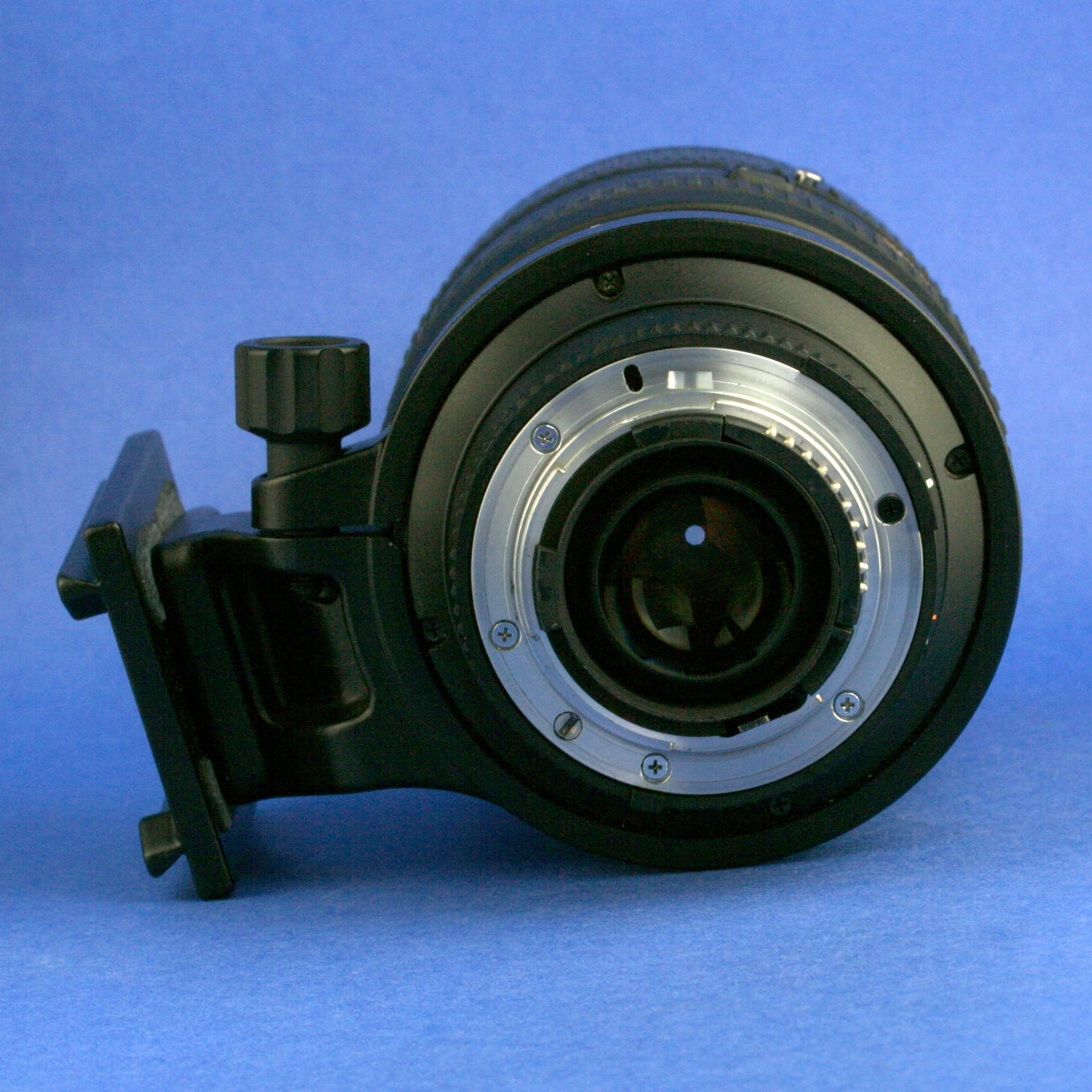 Nikon AF Nikkor 80-400mm 4.5-5.6 VR Lens US Model Mint Condition