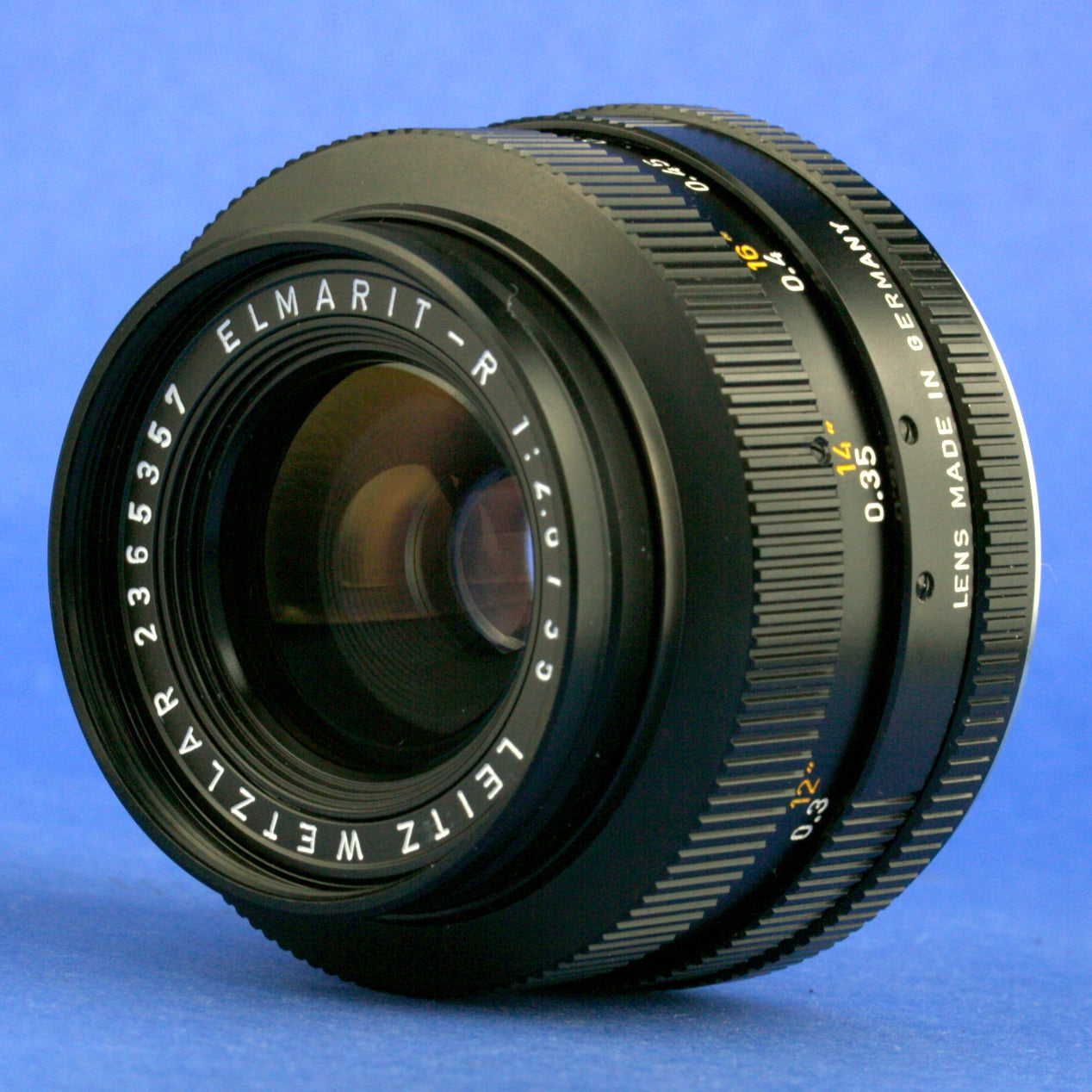 Leica Elmarit-R 35mm 2.8 Lens 2-Cam Beautiful Condition