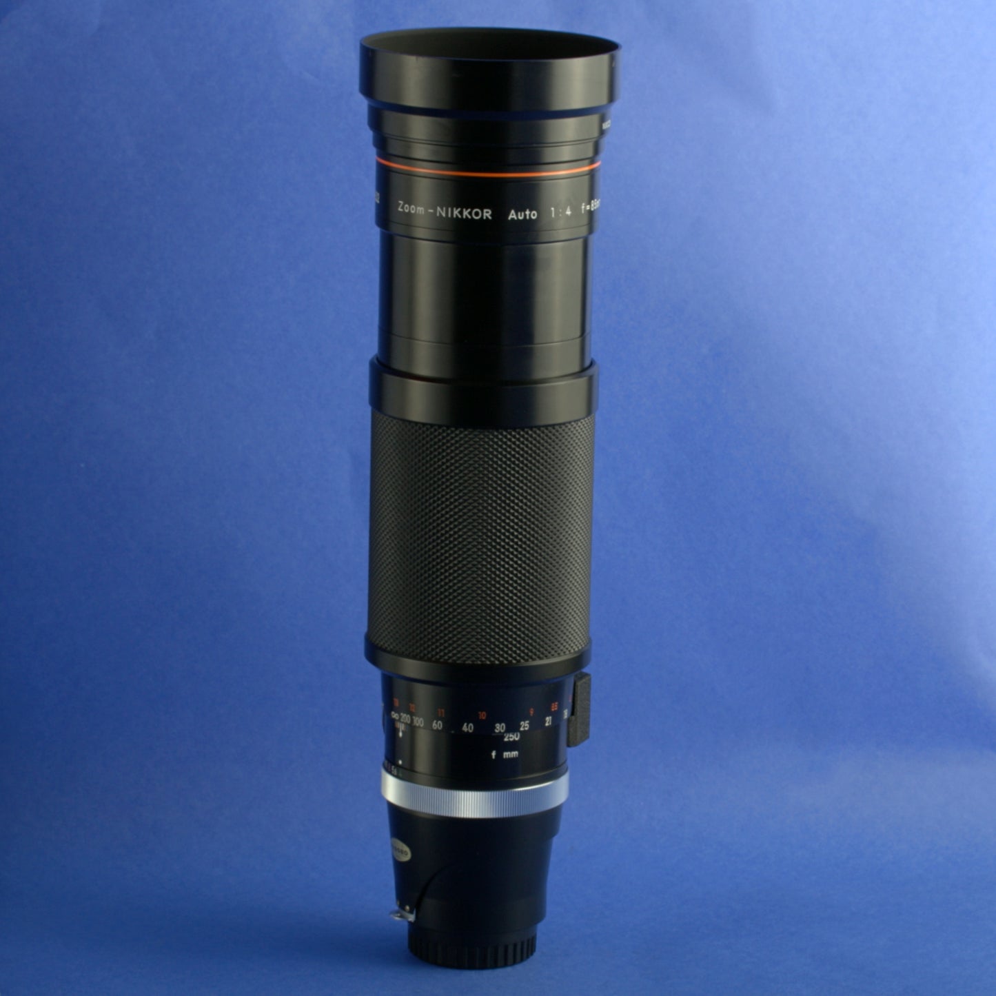 Nikon Zoom-Nikkor Auto 85-250mm F4 Non-Ai Lens Beautiful Condition