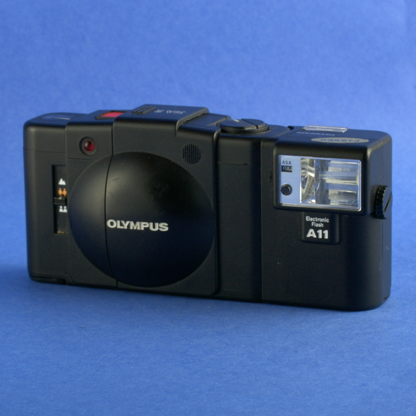 Olympus XA2 Film Camera with A11 Flash