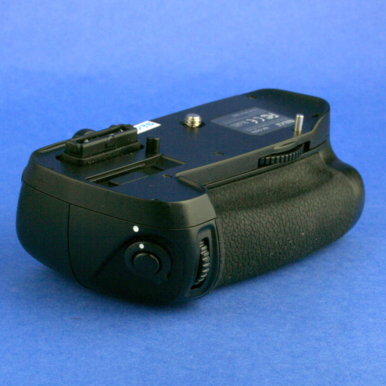 Meike MK-D600 Vertical Battery Hand Grip For Nikon D610 D600