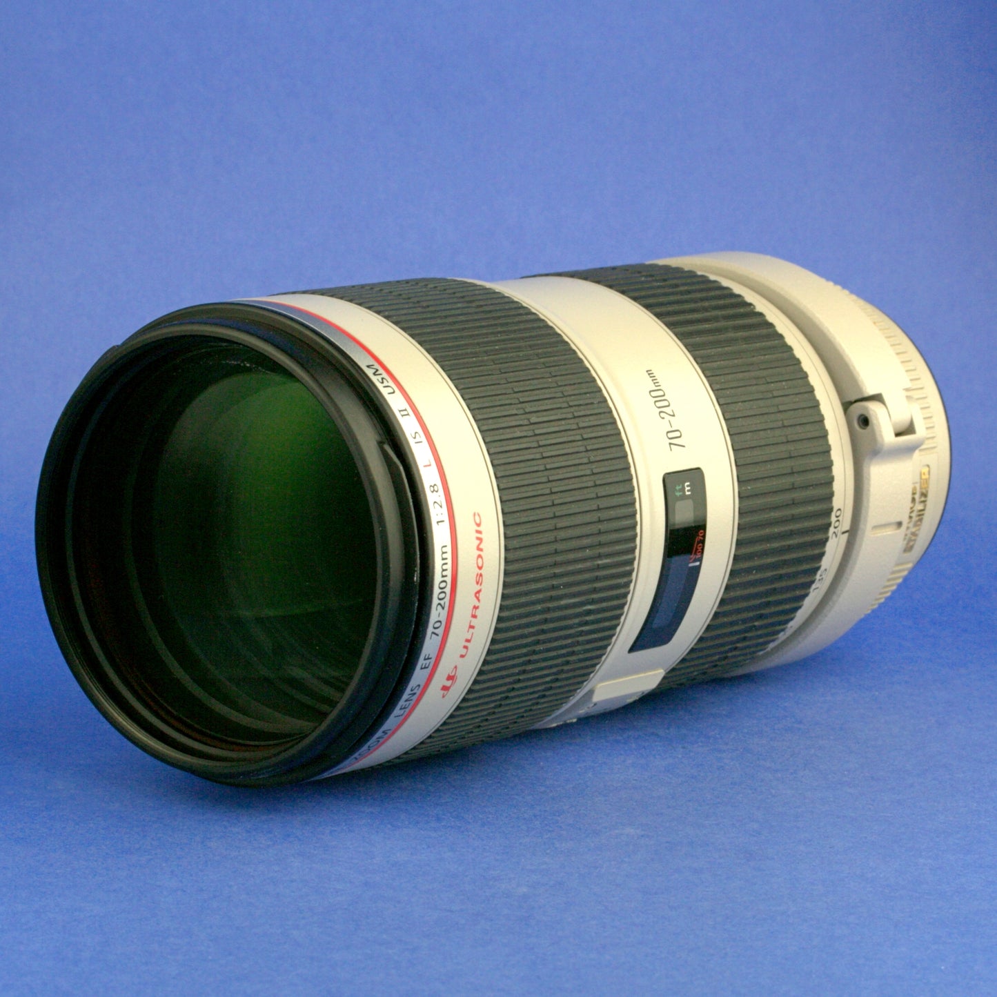 Canon EF 70-200mm 2.8 L IS II Lens Near Mint Condition