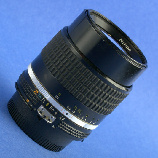 Nikon Nikkor 105mm 2.5 Ai-S Lens