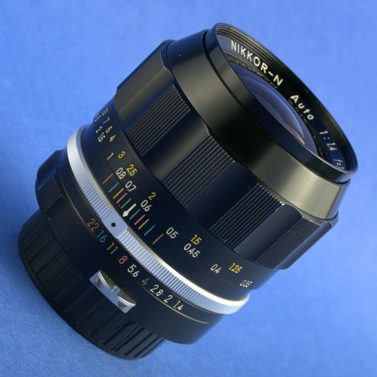 Nikon Nikkor-N 35mm 1.4 Non-AI Thoriated Lens Beautiful Condition
