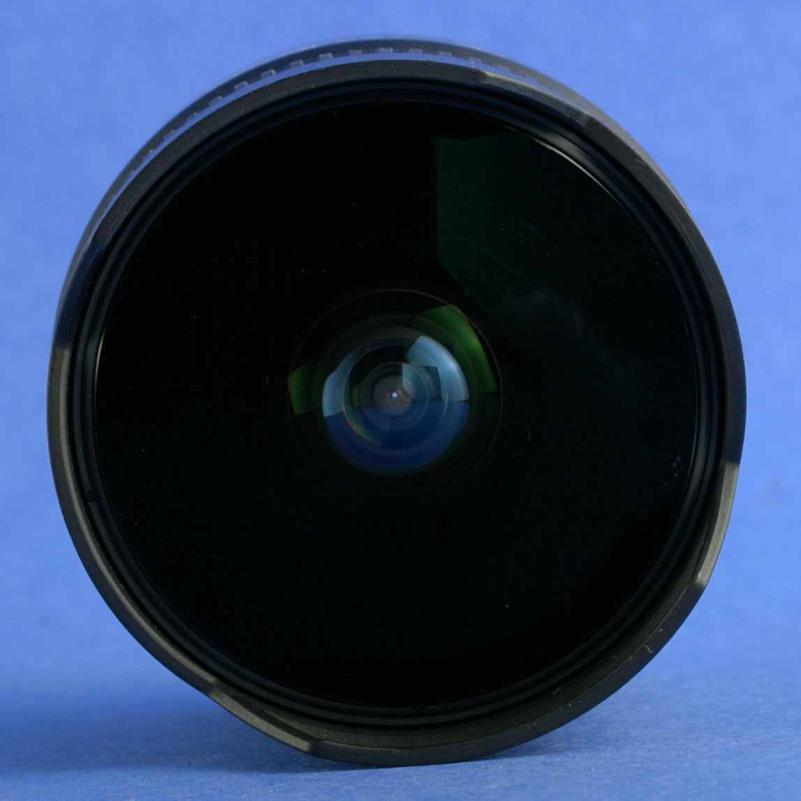 Nikon AF Nikkor 10.5mm 2.8 DX Lens Beautiful Condition