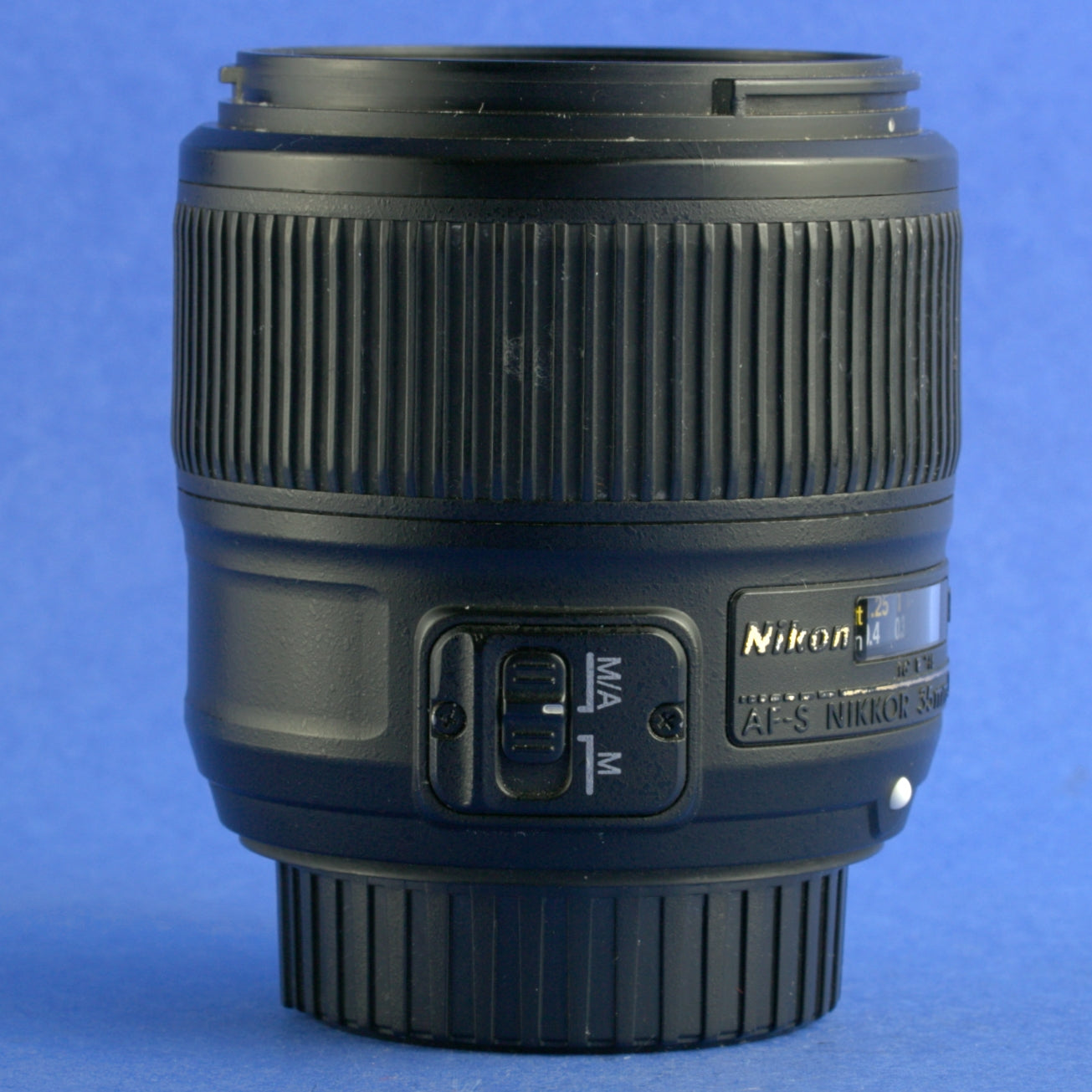 Nikon AF-S Nikkor 35mm 1.8 ED Lens