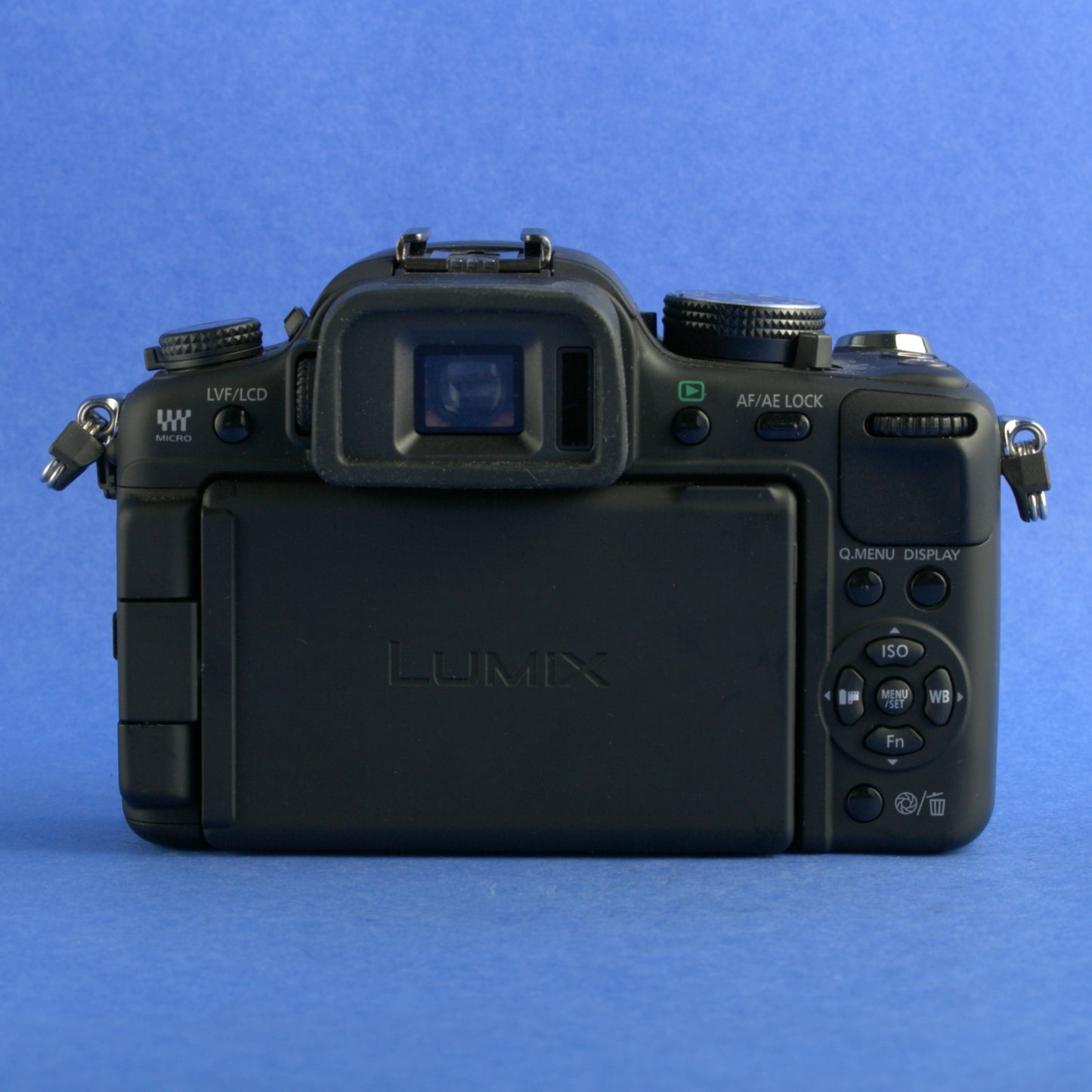 Panasonic Lumix DMC-G2 Digital Camera Body 140 Actuations Mint Condition