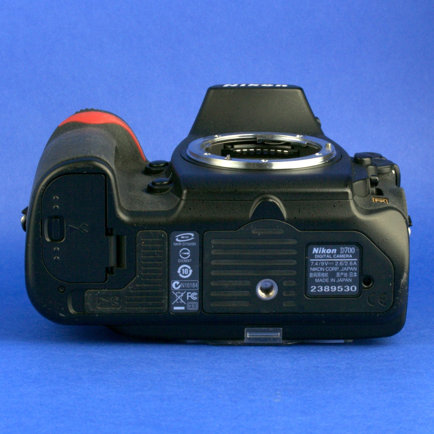 Nikon D700 Digital Camera Body 22000 Actuations US Model Beautiful Condition