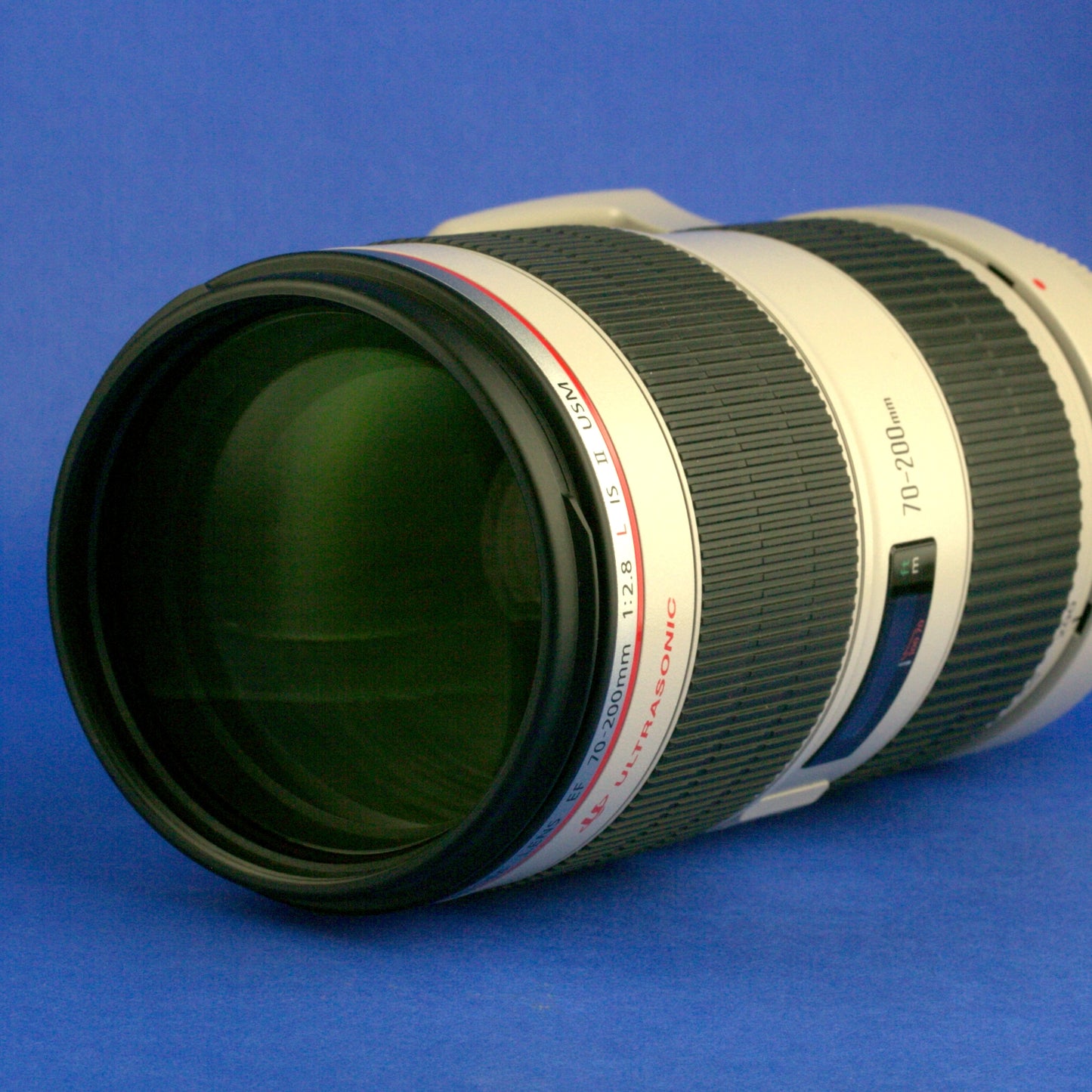 Canon EF 70-200mm 2.8 L IS II Lens Mint Condition