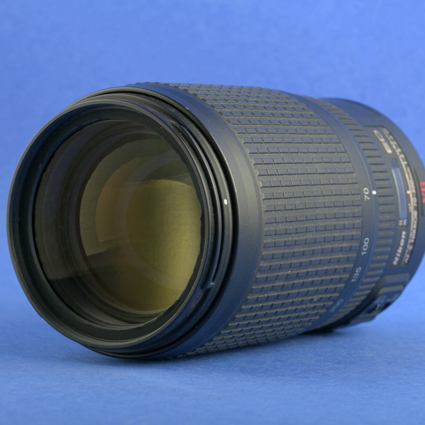 Nikon AF-S Nikkor 70-300mm 4.5-5.6 VR Lens US Model