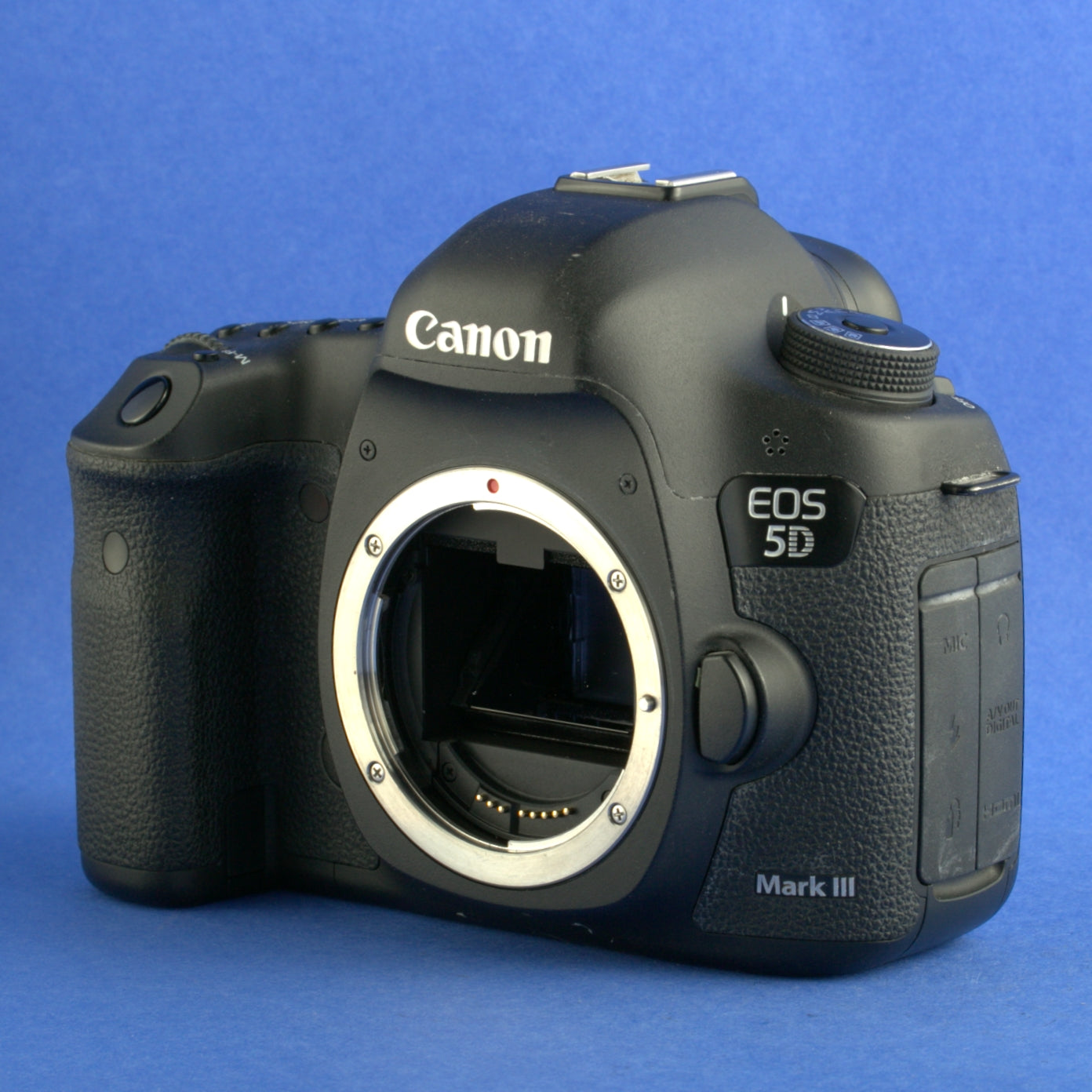 Canon 5D III Digital Camera Body 7200 Shutter Actuations