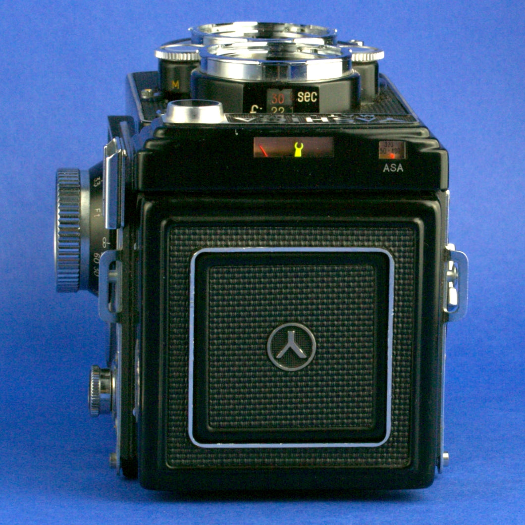 Yashica Mat-124 Film Camera Body Not Working