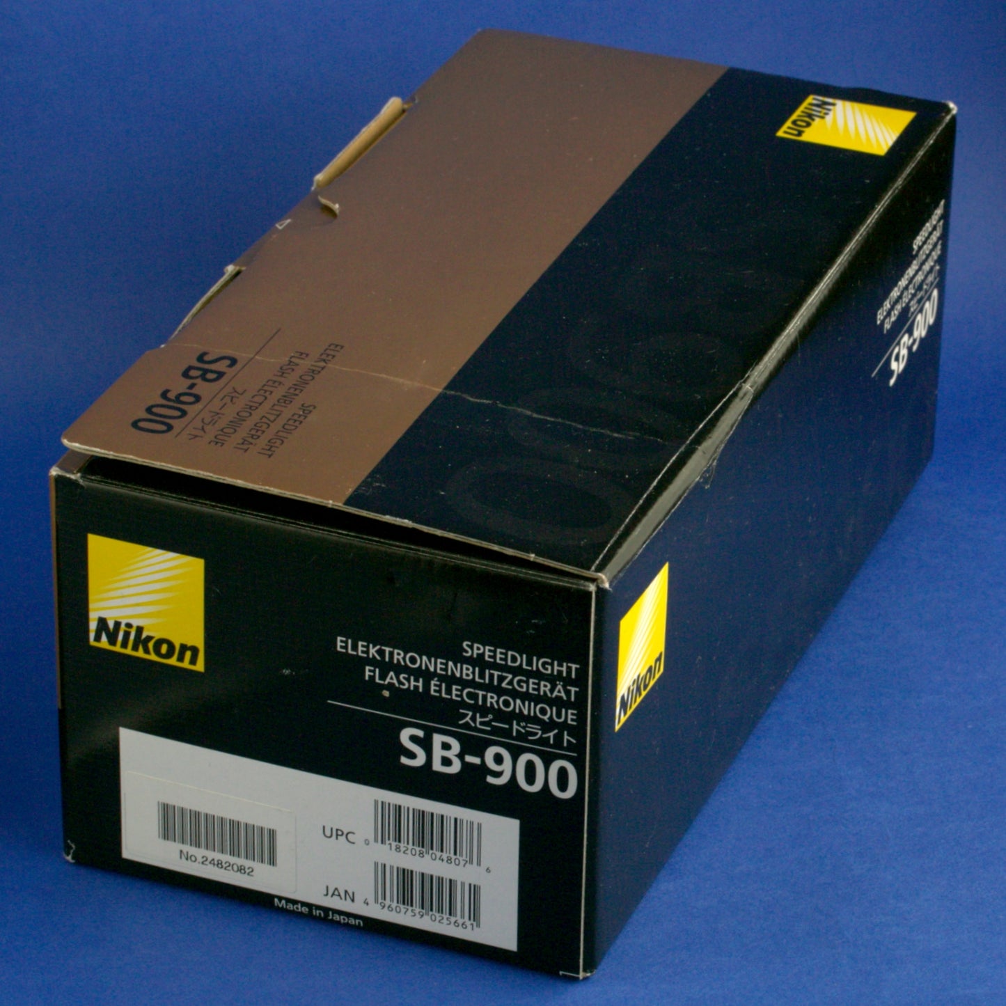 Nikon SB-900 Speedlight Shoe Mount Flash