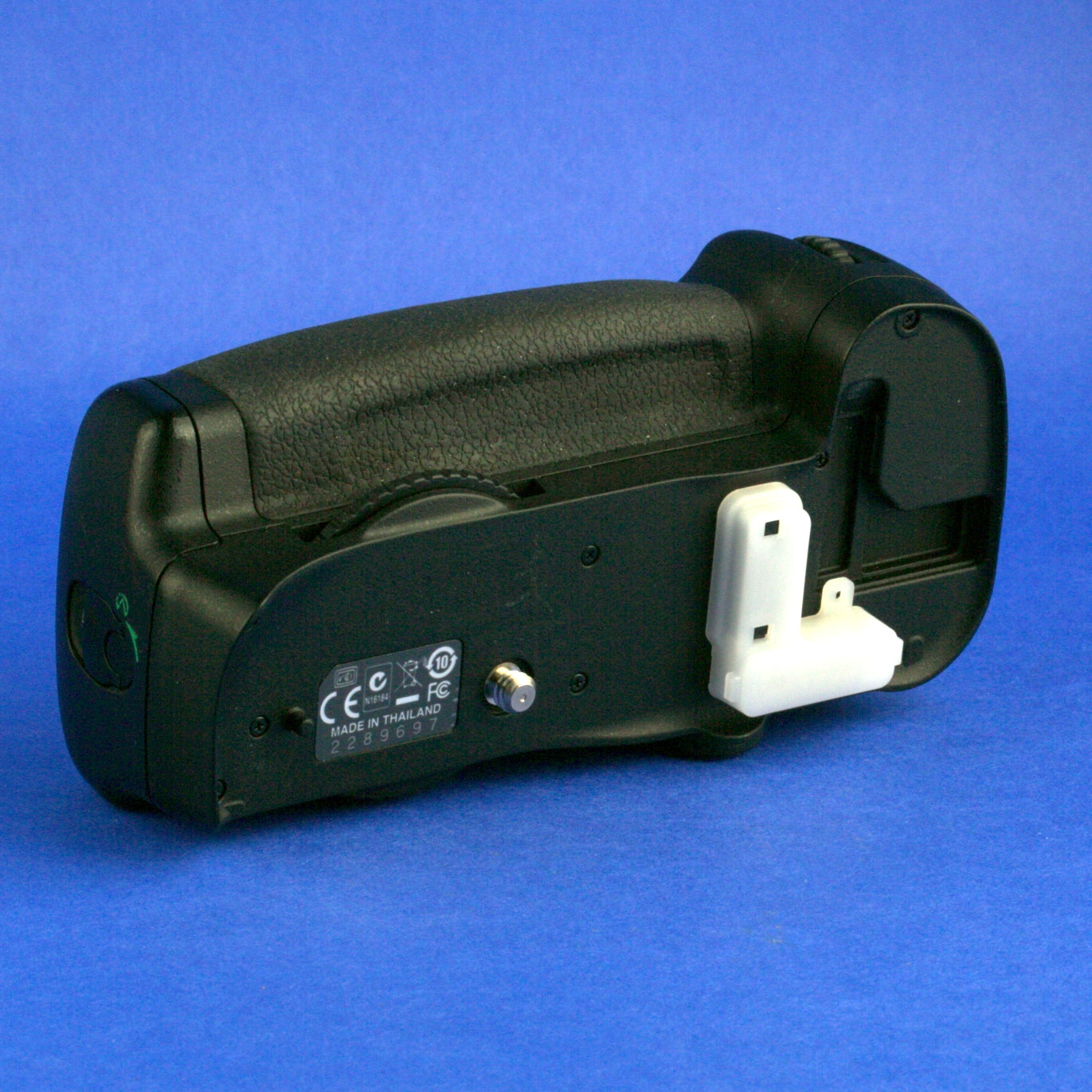 Nikon MB-D10 Battery Grip for D300, D300S, D700 Cameras