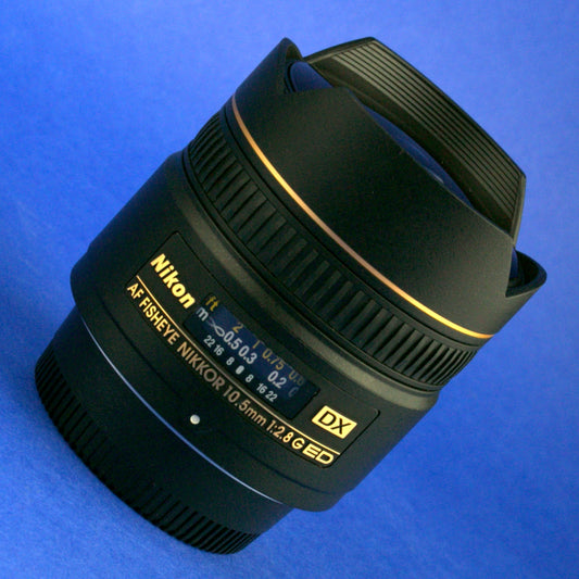 Nikon AF Nikkor 10.5mm 2.8 DX Lens Mint Condition