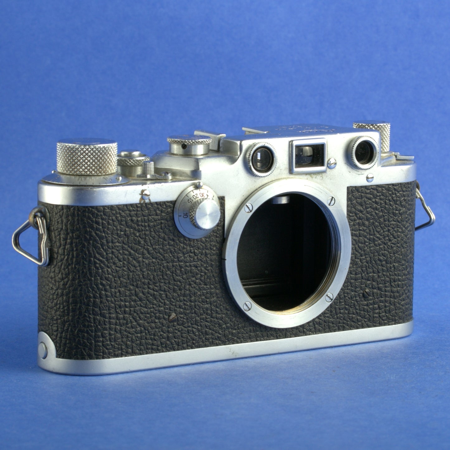 Leica IIIc Rangefinder Camera Body Not Working