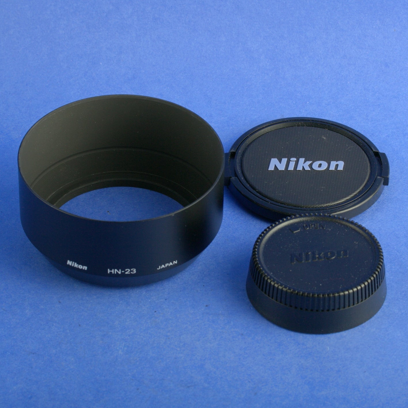 Nikon AF Nikkor 85mm 1.8 D Lens US Model