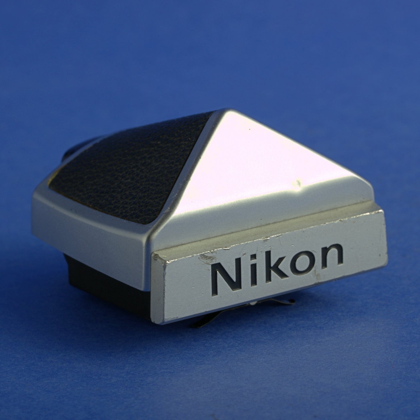 Nikon DE-1 Eye Level Finder for F2 Cameras