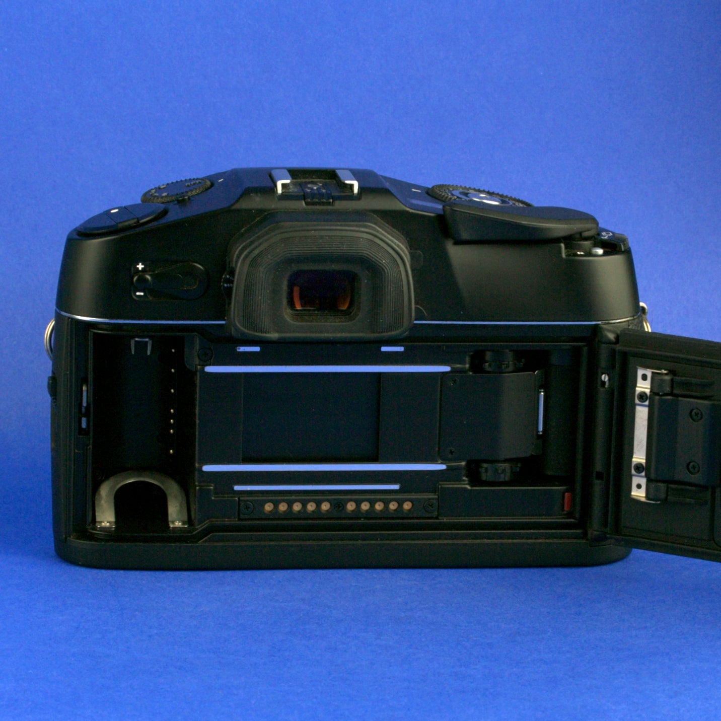 Leica R9 Film Camera Body Beautiful Condition