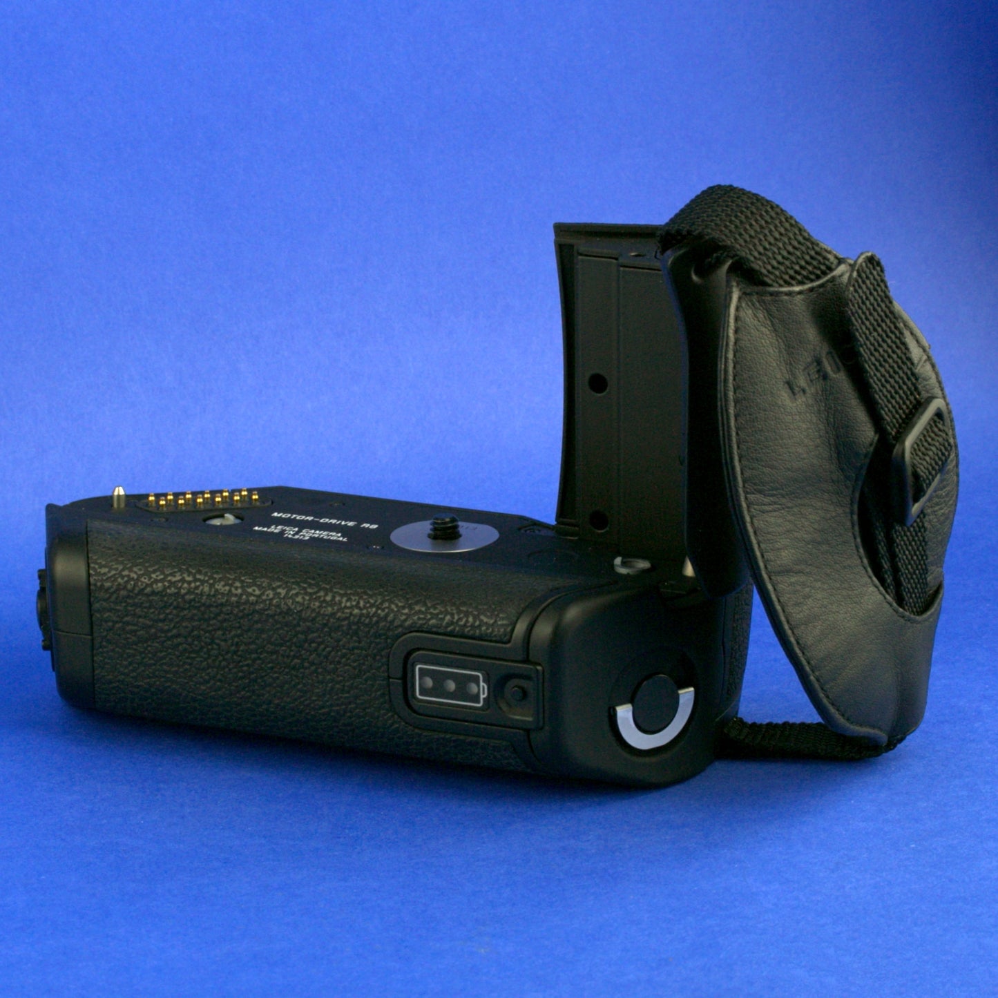 Leica Motor-Drive R8 for R8, R9 Cameras *** READ ***
