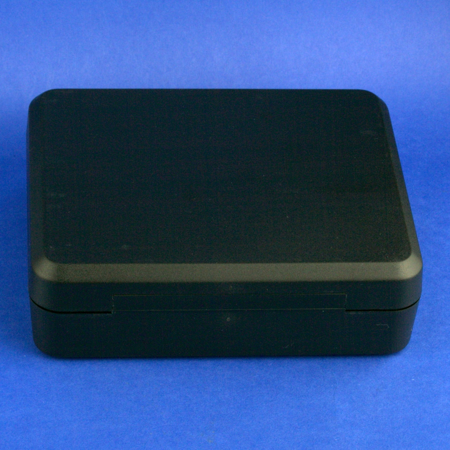 Leica Hard Plastic Presentation Case and Neck Strap 14253 For M6 Cameras